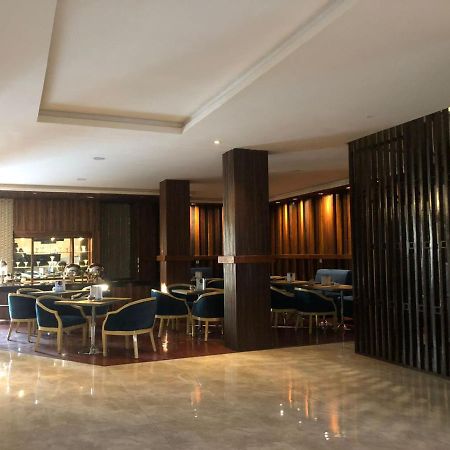 Hotel Aruni Ancol Jakarta Buitenkant foto