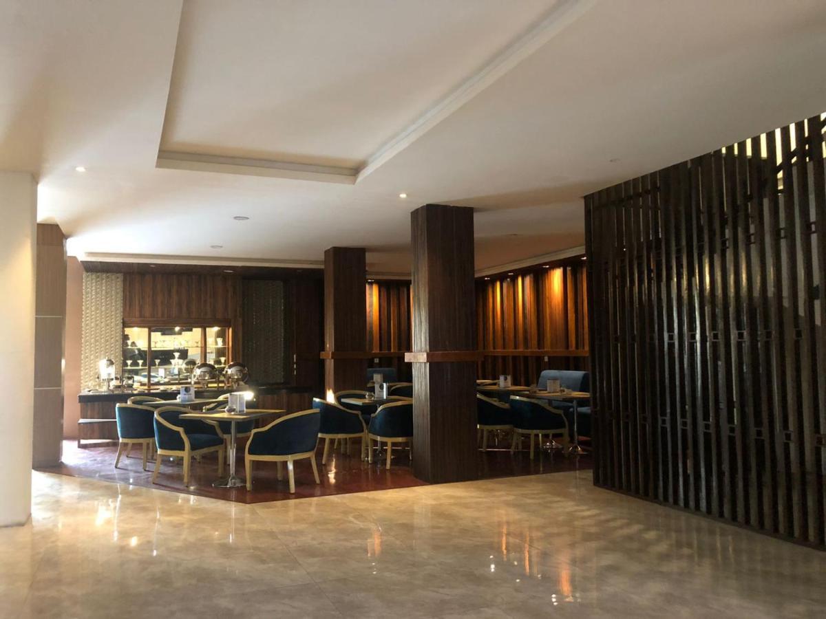 Hotel Aruni Ancol Jakarta Buitenkant foto
